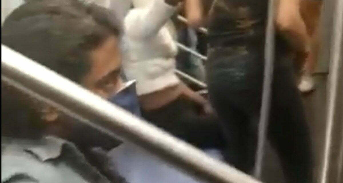 Woman Assaulted on the NY Subway – Everybody Watches, Nobody Helps