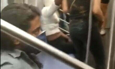 Woman Assaulted on the NY Subway – Everybody Watches, Nobody Helps