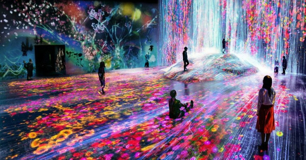 Immersive technology allows viewers to surround themselves in famous art