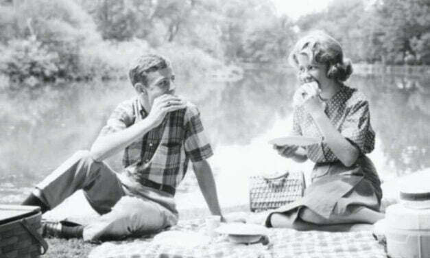 Retro Dating Tips From the 1960s