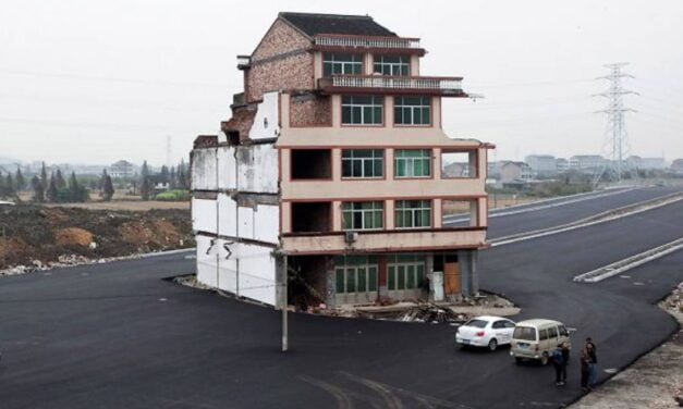 Stubborn landowners turn down 50M for property!