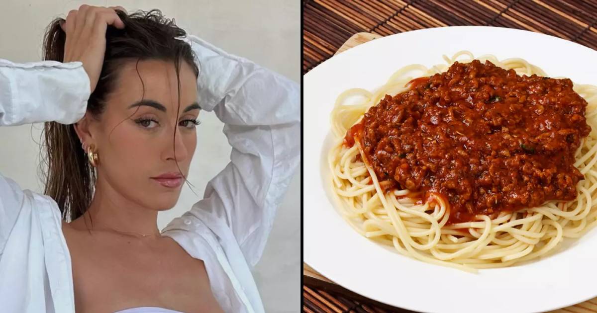 Woman says she put part of her knee into spaghetti and fed it to herself and partner after surgery