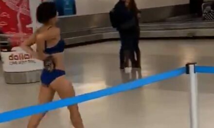 Women Claim They Were Forced To Strip Down And Get Naked By Airline At The Gate