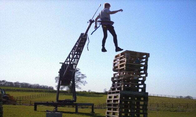 YOUTUBE INVENTOR BUILDS INCREDIBLY FUN-LOOKING WEIGHTLESSNESS MACHINE