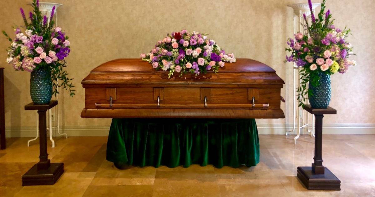 ‘Dead’ woman wakes in coffin at her own funeral: ‘Miracle from God’