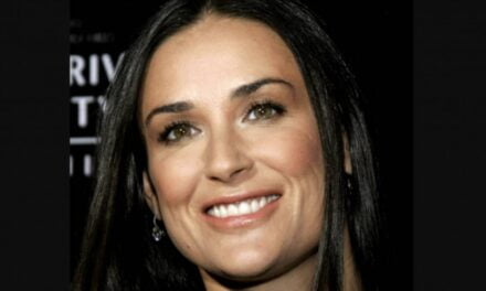 Demi Moore’s “Bizarre” Bathroom Photos Are Making Her Fans Go Crazy