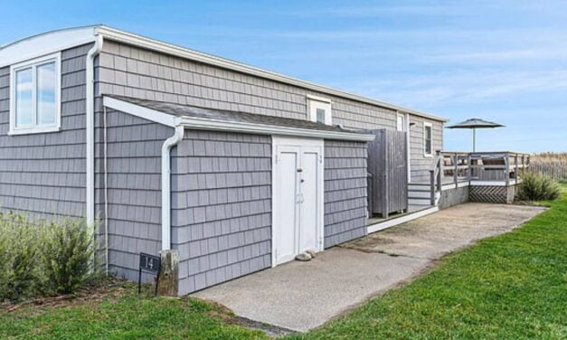 It Costs Millions To Move Into This Trailer Park, And When You See The Photos, You’ll Know Why