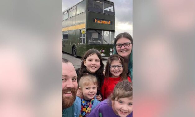 Family converts double-decker bus into new home, experiences much more ‘freedom’
