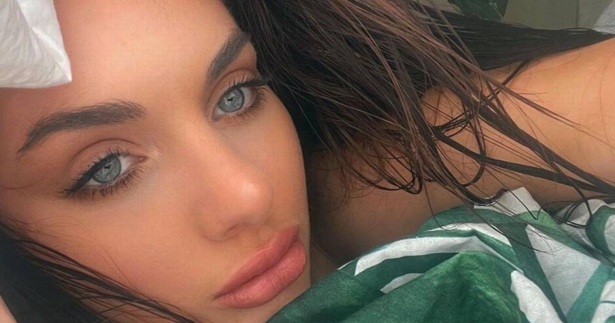 Lingerie model gets ‘filthy rich’ telling men to pour baked beans on their body