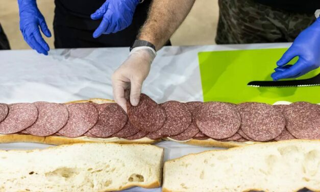 150-foot bologna sandwich unveiled at Pennsylvania fair