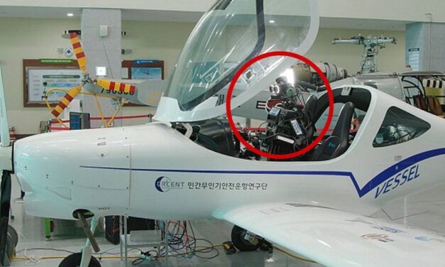 SCIENTISTS BUILD HUMANOID ROBOT THAT CAN PILOT A PLANE