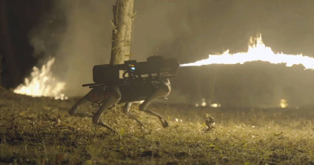 Soon You Can, but Really Shouldn’t, Pre-Order This Flame-Throwing Robodog