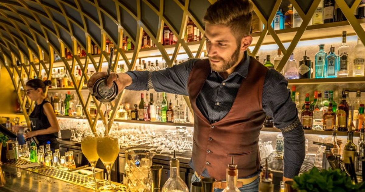 STARTUP ADMITS OFFICE COCKTAIL BAR WASN’T A GOOD IDEA