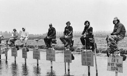 In the Netherlands Sitting on a Pole for Hours on End Is a Competitive Sport