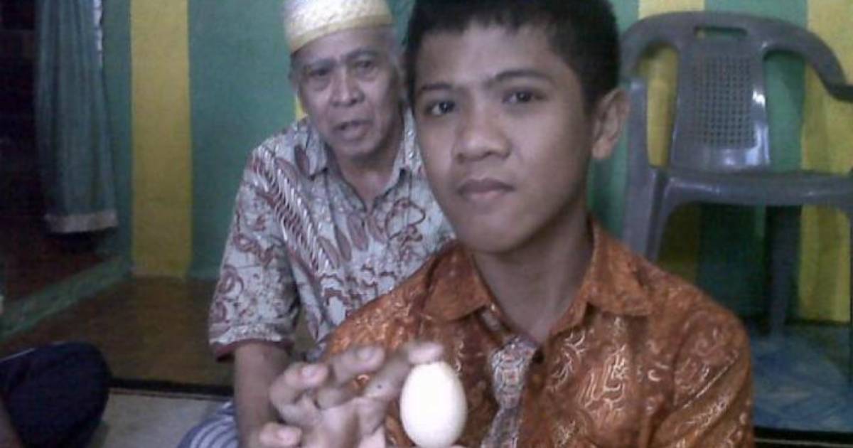 Indonesian Teen Has Allegedly Been Laying Eggs for Over Two Years