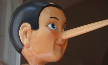 Reverse Pinocchio – Researchers Find That Your Nose Shrinks When You Lie