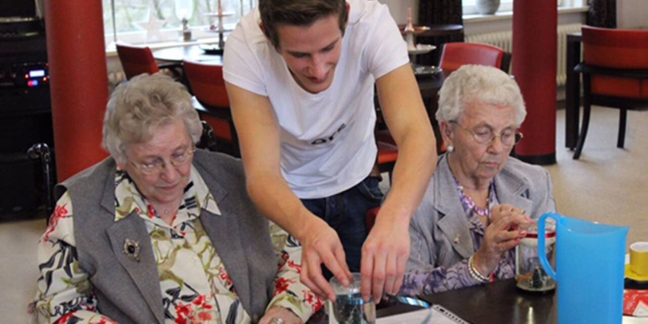 Dutch Retirement Home Offers Free Rent for Students in Exchange for Interaction with the Elderly