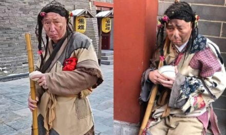 Professional Actor Makes a Living Playing a Beggar for Handouts