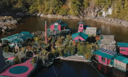 Canadian Couple Live on Amazing Man-Made Floating Complex Miles Away from Civilization