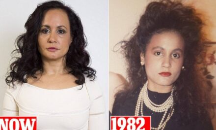 Woman Claims She Hasn’t Smiled in 40 Years to Avoid Getting Face Wrinkles