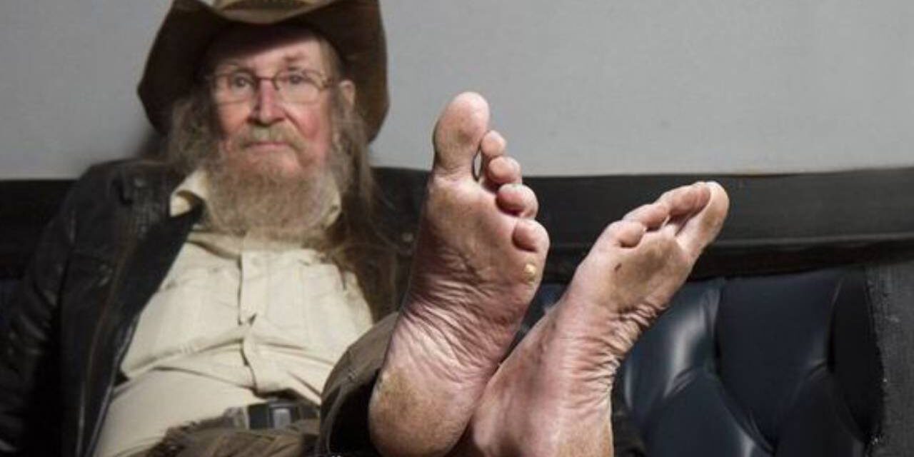 69-Year-Old Man Known as ‘Pete the Feet’ Hasn’t Worn Shoes or Socks in Almost 50 Years