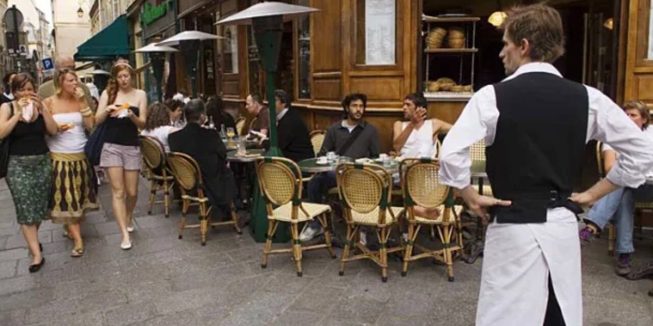 French Restaurants Seat Guests by How Good-Looking They Are