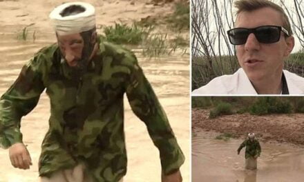 Guy Crosses from Mexico to US Dressed as Osama bin Laden to Prove Border Fence Is a Joke