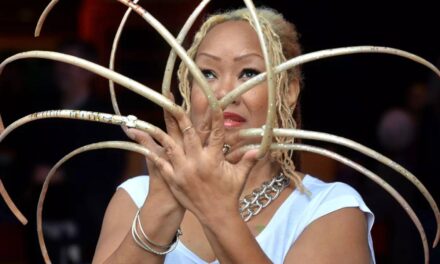 Woman Grows Nails for 22 Years Trying to Become Famous