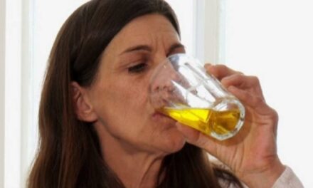 Strange Addictions: Woman Addicted to Drinking Her Own Urine