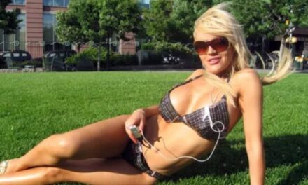 Solar-Powered Bikini Charges Your Gadgets While You Tan