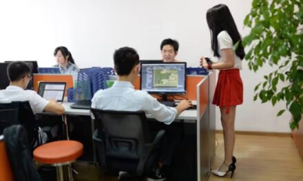 Chinese tech companies reportedly hiring ‘cheerleaders’ to motivate programmers