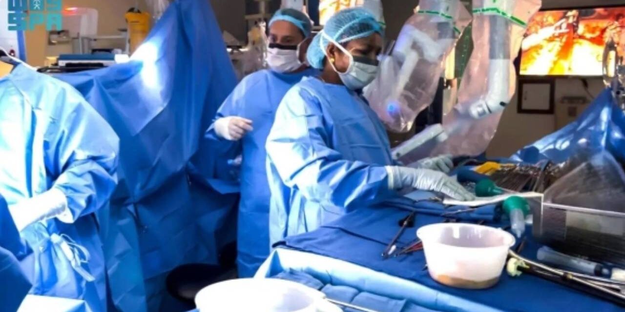 Riyadh KFSHRC performs world’s first fully robotic heart transplant