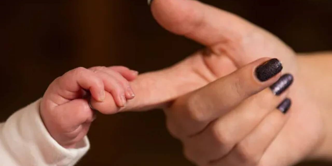 Number of single women choosing to have babies alone triples – prioritising babies over blokes