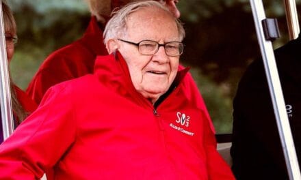 94-Year-Old Warren Buffett Announces Plans to Give Away $147 Billion When He Dies