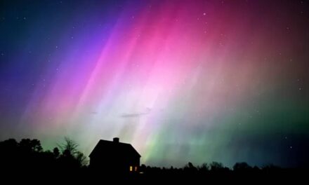 Northern Lights May Be Visible In Upper Fringes Of U.S. This New Year’s Eve