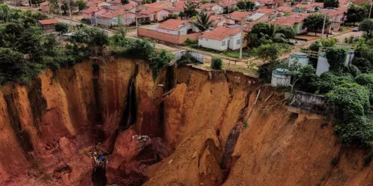 Giant Sinkholes Threaten to Swallow Entire Brazilian Town