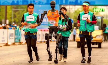 Watching These Humanoid Robots Try to Run a Half Marathon Is Hilarious and Bizarre