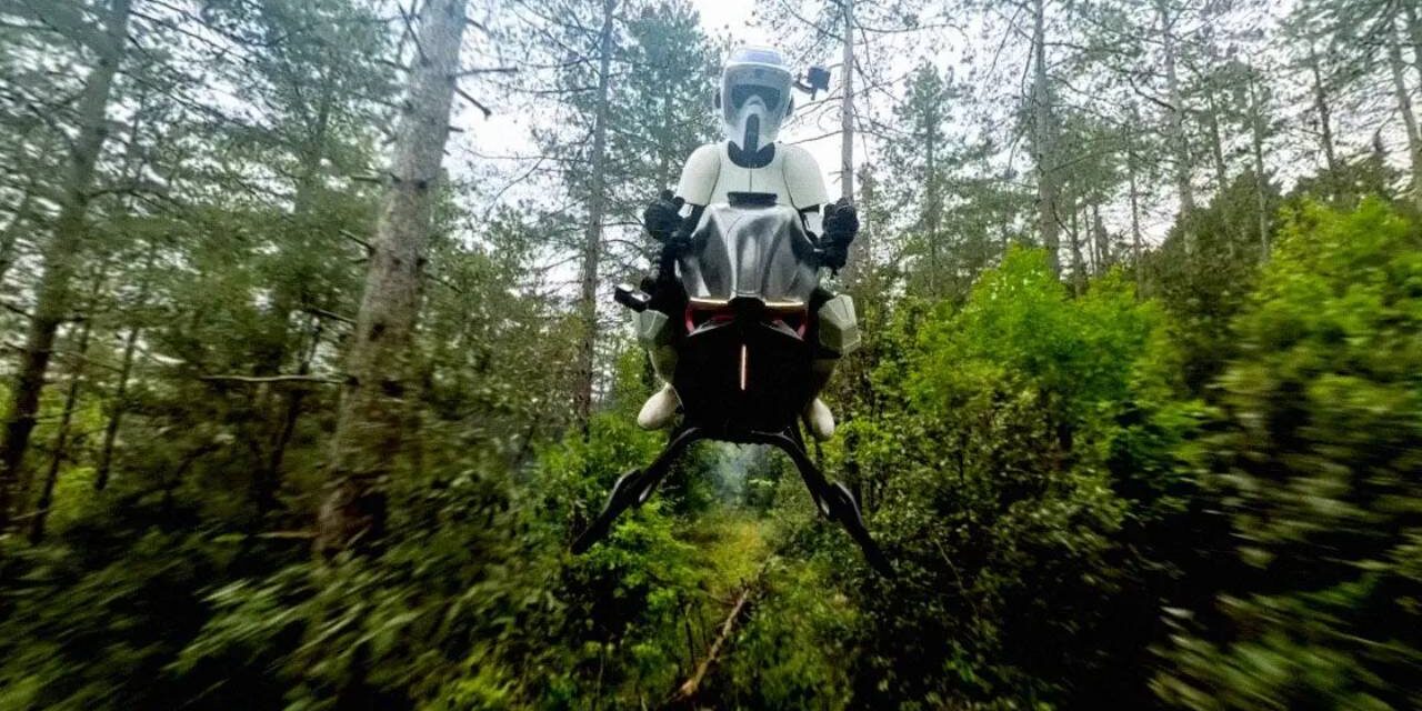 This Real-Life Speeder Bike Looks Like a Terrifyingly Fun Death Trap