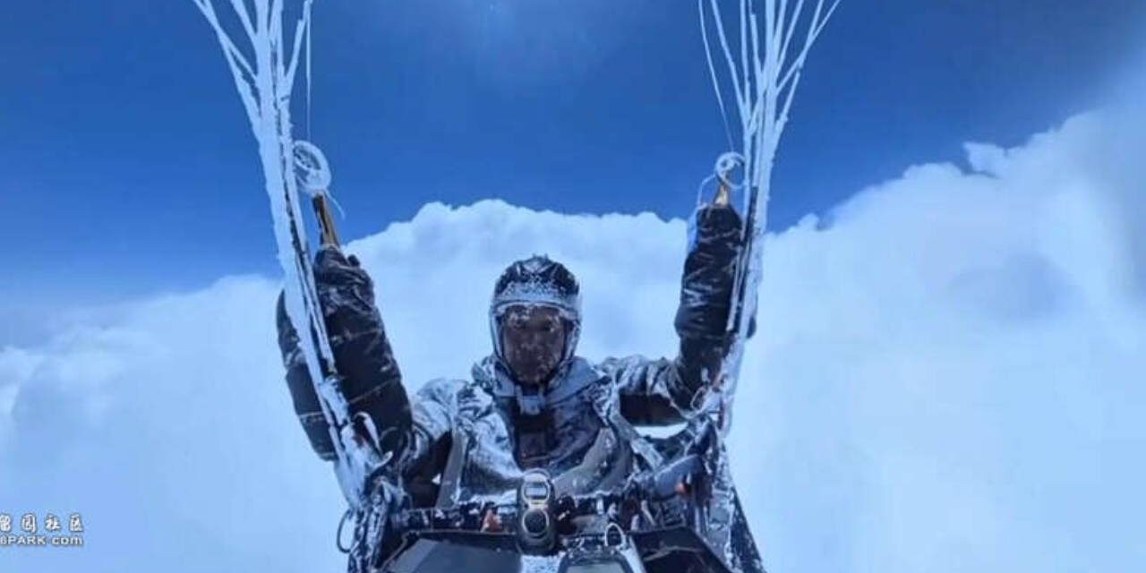 Paraglider Nearly Freezes to Death After Being Sucked Up 28,000 Feet into Clouds