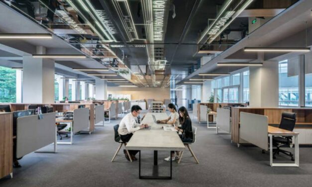 Unemployed Chinese Youths Pay Fake Companies to Hire Them to Pretend to Work