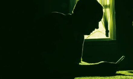 “Truly Psychopathic”: Concern Grows Over “Therapist” Chatbots Leading Users Deeper Into Mental Illness