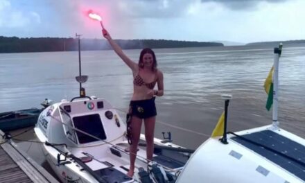 21-year-old rows across Atlantic Ocean, earning three world records