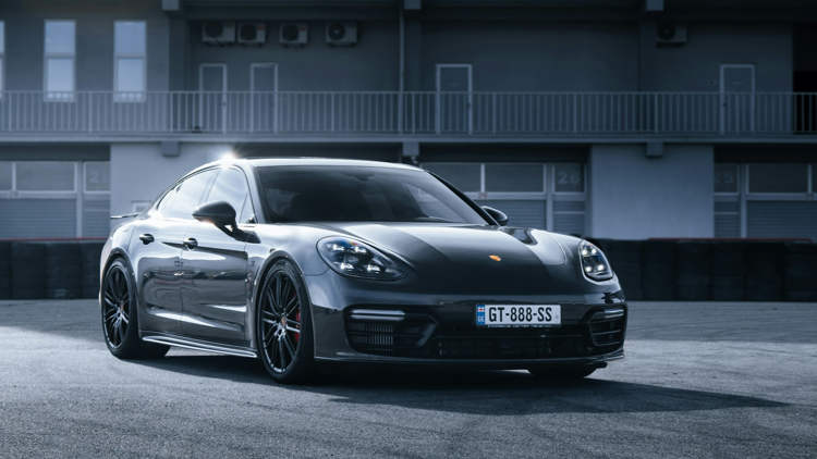 Gym Offers a Porsche Panamera to the First Person to Lose 100 Pounds in 3 Months