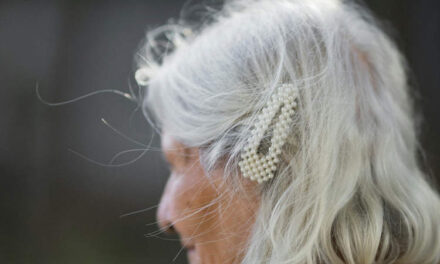 China’s Gray Hair Reversing Injections Spark Controversy