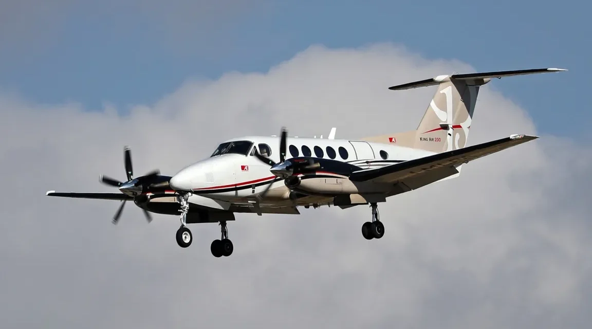 Autopilot Autonomously Lands Plane After Cabin Loses Pressure, for the First Time Ever