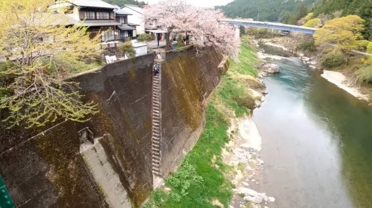 Japan’s ‘Most Terrifying Staircase’ Looks More Like a Concrete Ladder