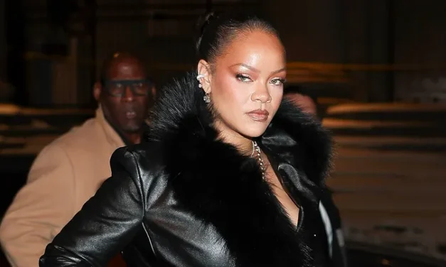 Rihanna suffers wardrobe malfunction at New York Fashion Week